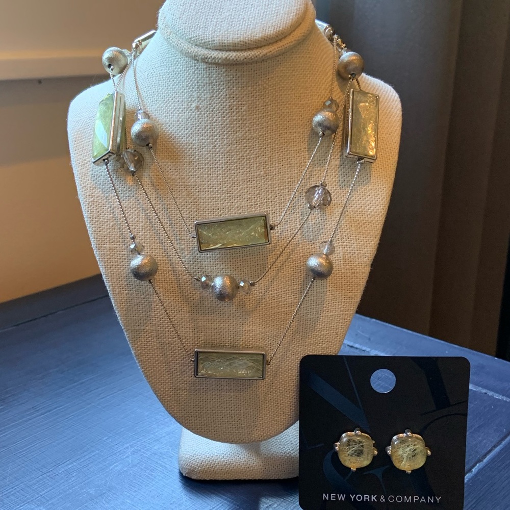 Necklace & Earrings - Picture 2 of 3